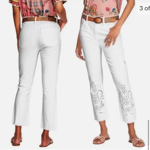 Johnny Was Denim - Johnny Was Pashmina White Eyelet Crop Baby Boot High Rise Hippie Jeans Sz 26